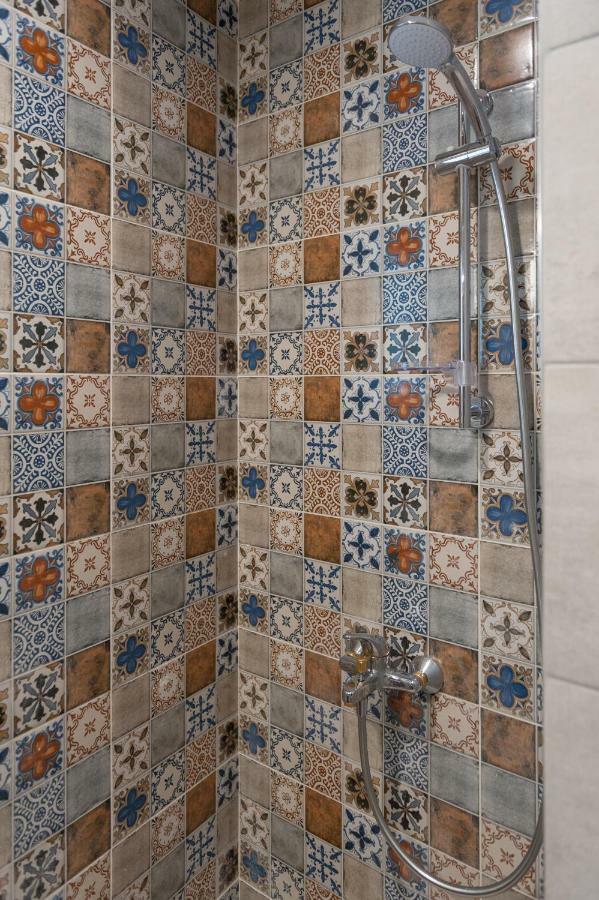 Vitosha Blvd - 2br Lux